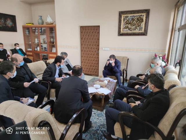 یوسف قیامتیون شهردار لاهیجان به همراه رسول فرخی نماینده شهرستان های لاهیجان و سیاهکل و معین آستانه اشرفیه و بندرکیاشهر به همراه شهرداران حوزه انتخابیه با مهدی جمالی‌نژاد معاون عمران و توسعه امور شهری و روستایی وزیر کشور و رئیس سازمان شهرداری‌ها و دهیاری‌های کشور دیدار کردند.